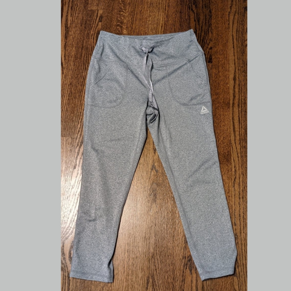 Reebok cropped pant, medium, grey